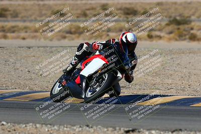 media/Jan-09-2022-SoCal Trackdays (Sun) [[2b1fec8404]]/Turn 11 (935am)/